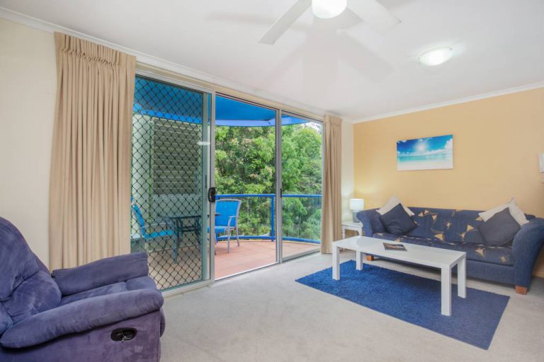 Surfers Beach Resort One - 1 Bedroom Air Conditioned Apartment